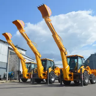 Экскаватор-погрузчик ДЭМ 310