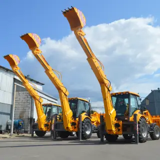 Экскаватор-погрузчик ДЭМ 310