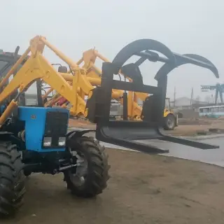 Фронтальный погрузчик ДЭМ 103